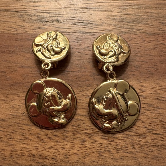 Wendy Gell Disney Mickey Mouse Clip on earrings